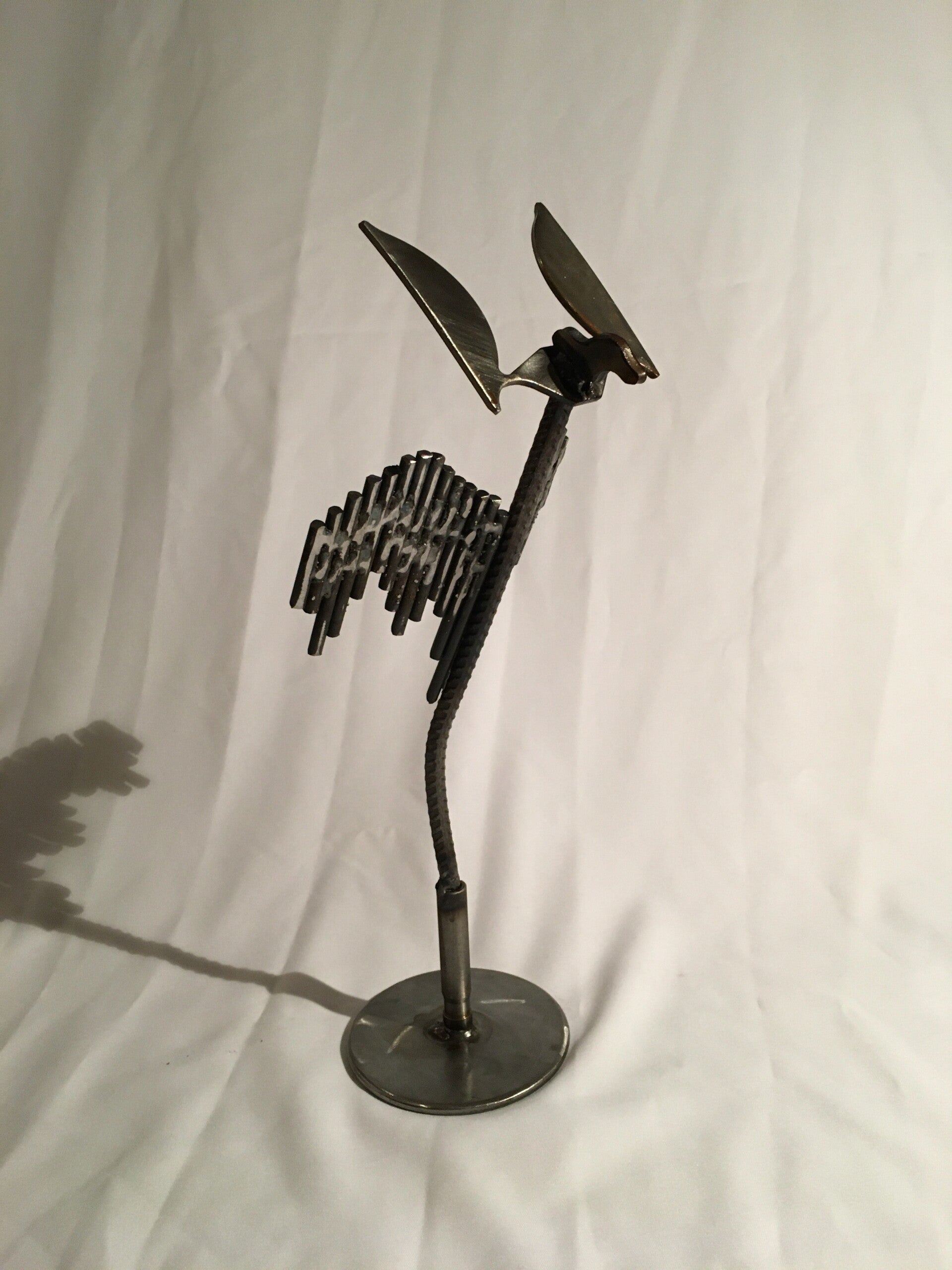 Stahlstab-Skulptur "Bat-Bird"