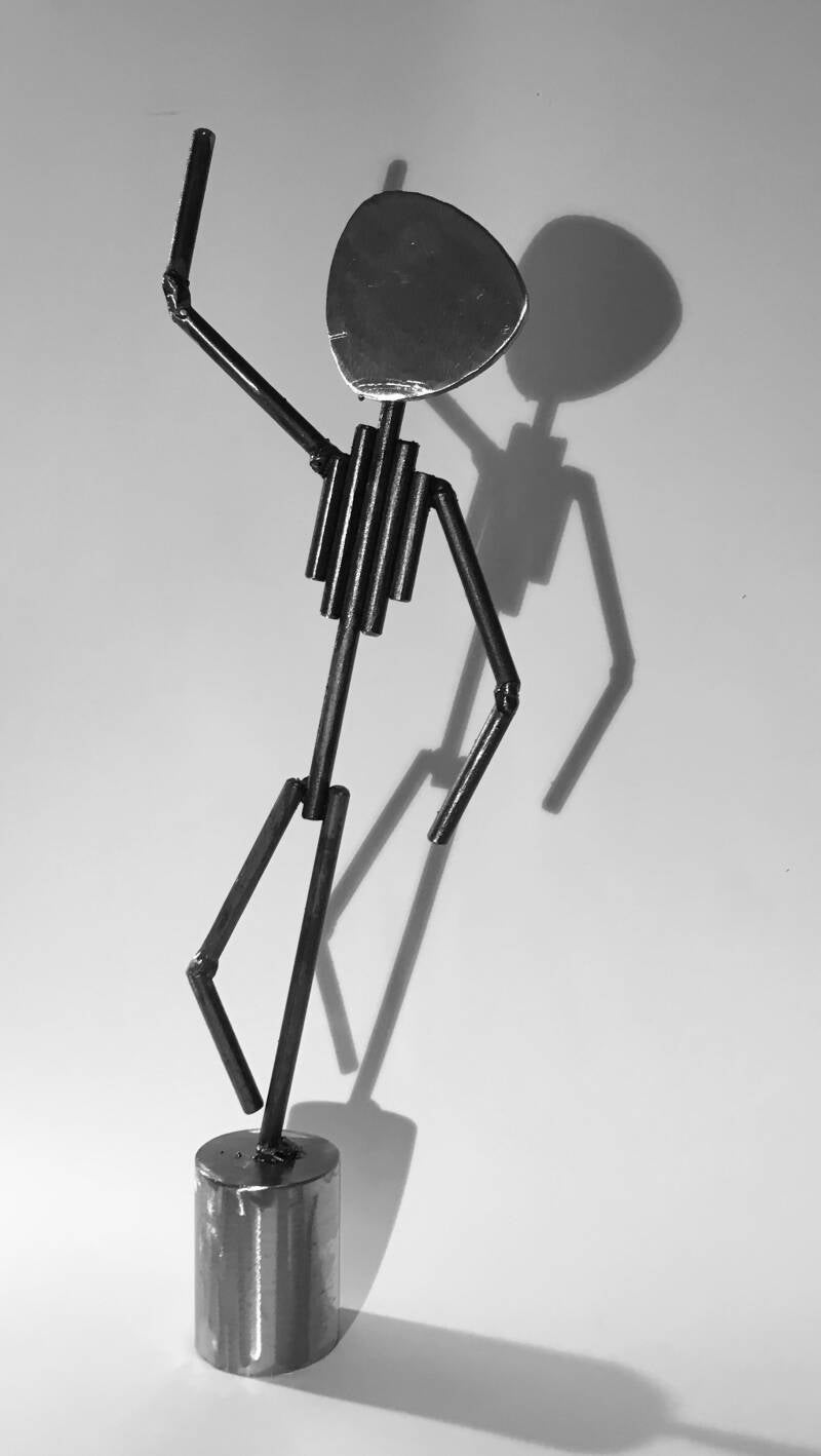 stahl-skulptur-figur-balance-1-kunst-stahlstab-unikat-standard.jpg