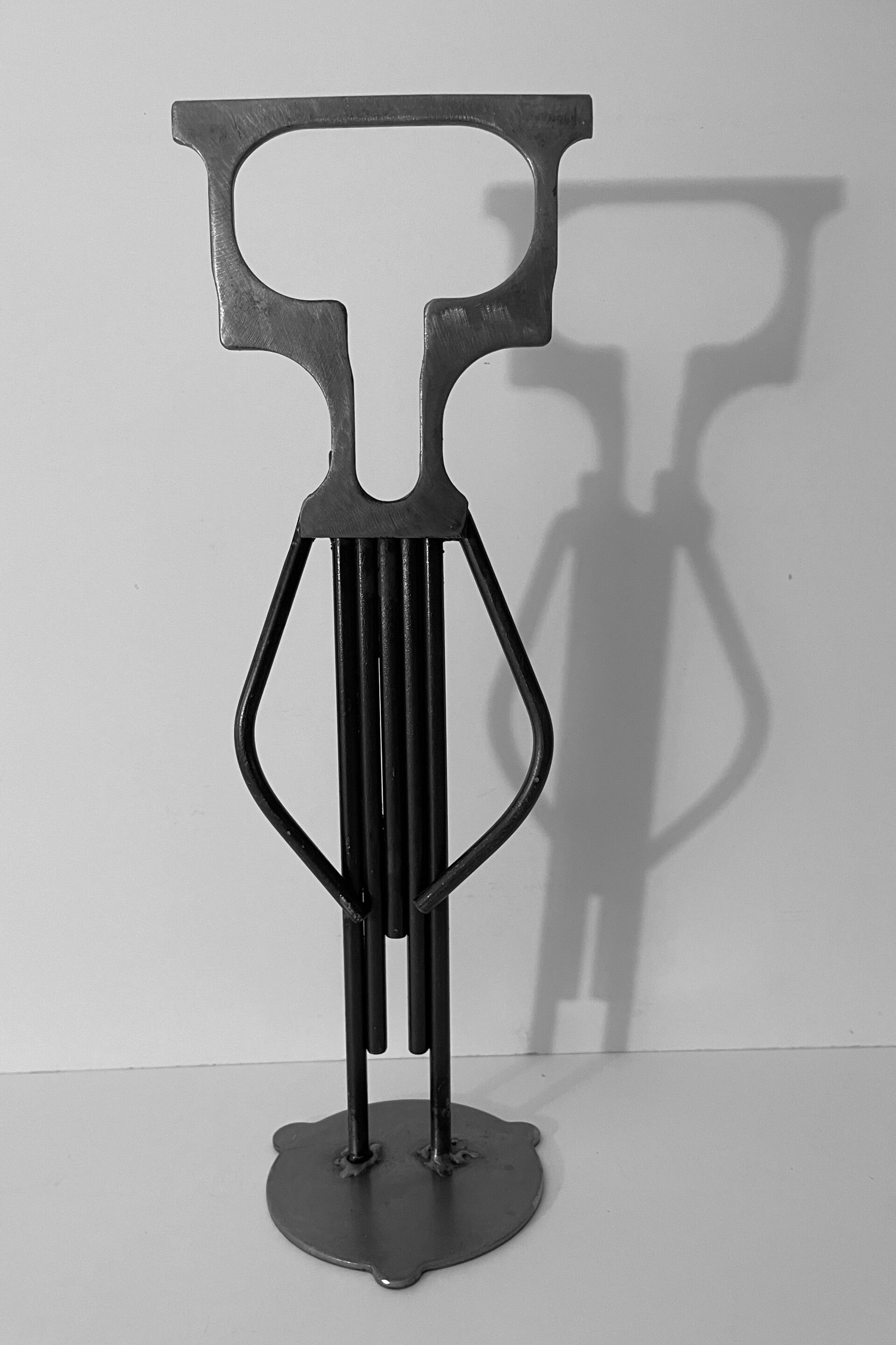 Stahlstab-Skulptur "hombre muerto"