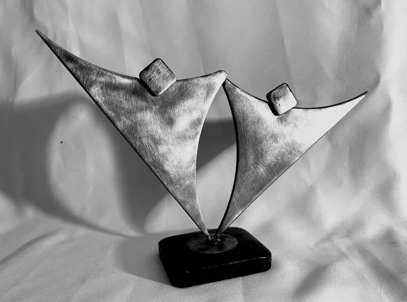 stahl-skulptur-schweissen-unikat-kunst-fgs-figur-taenzer-4-standard-9dxbx6.jpg