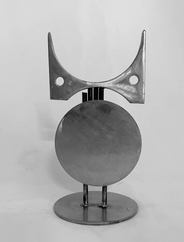 abstrakte Stahl-Skulptur "satte Katze"