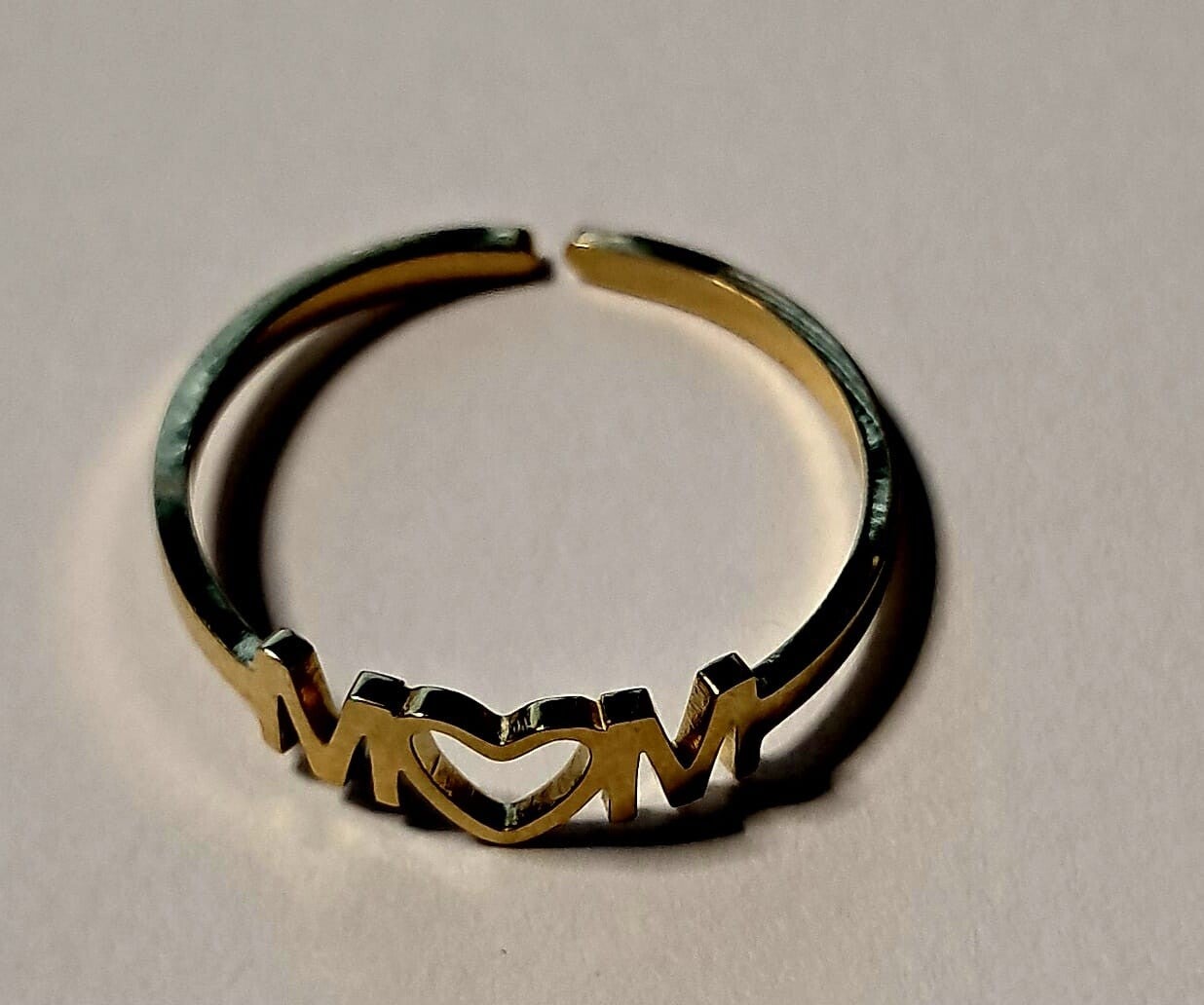 Gouden ring (mom)