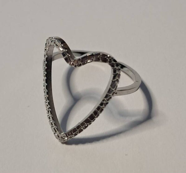 Zilveren ring hart met diamanten