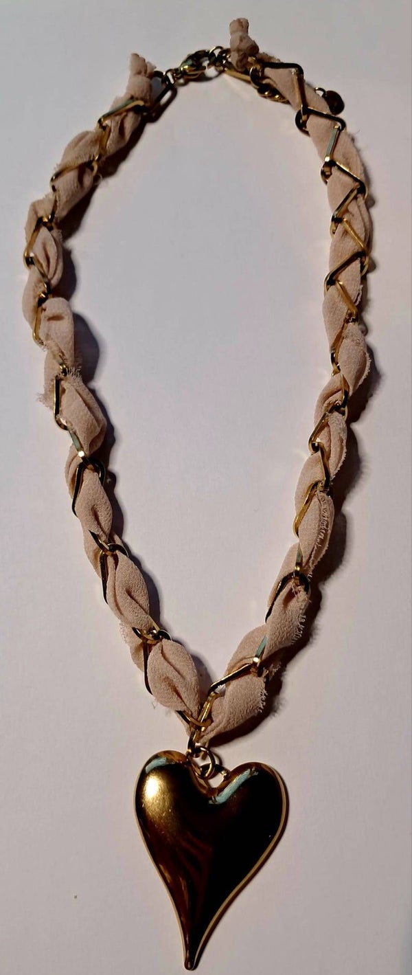 Beige ketting hart