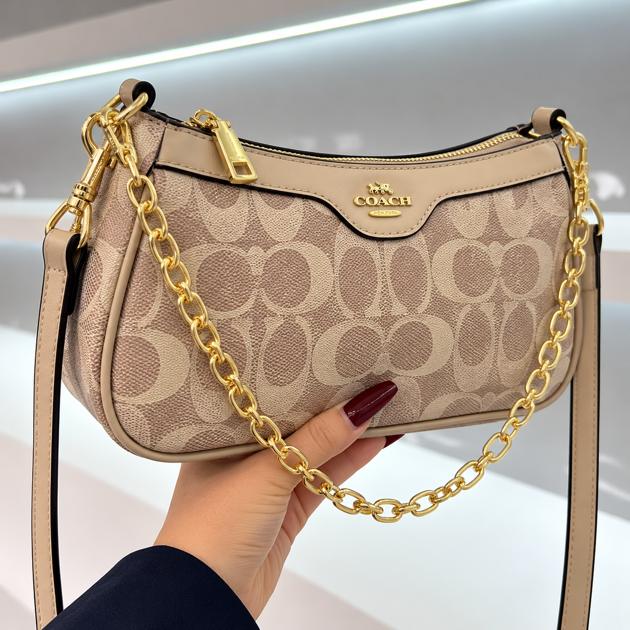 Designer inspired bag. Cream