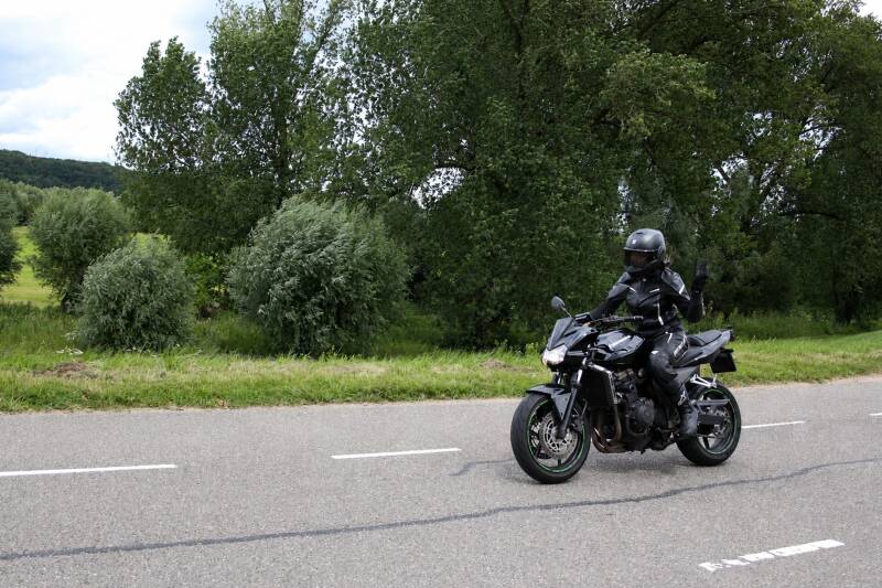 ChatGPT: fietser verwijderd en kleuren geoptimaliseerd
