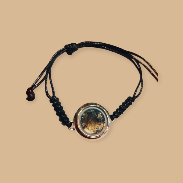 Rouwjuweel armband met assen of haartjes