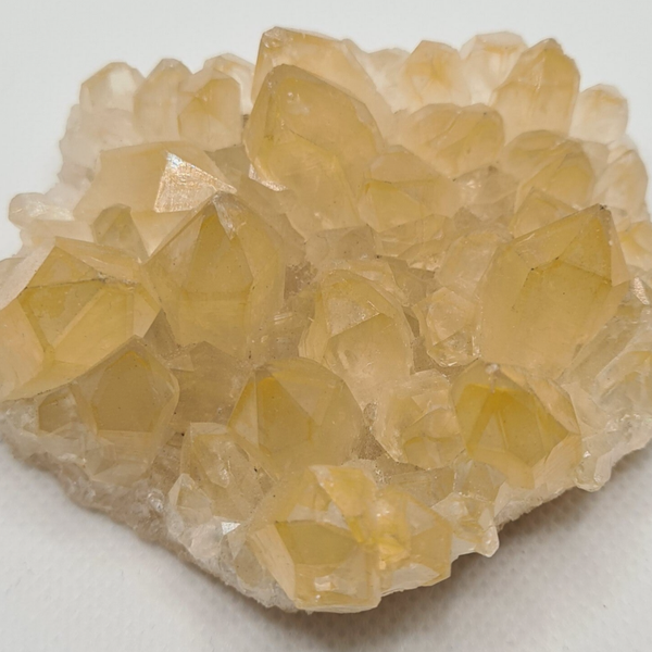 Limonietkwarts / Golden Healer cluster nr954