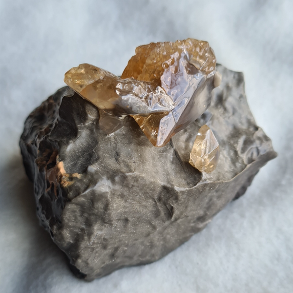 Calciet dogtooth nr2071