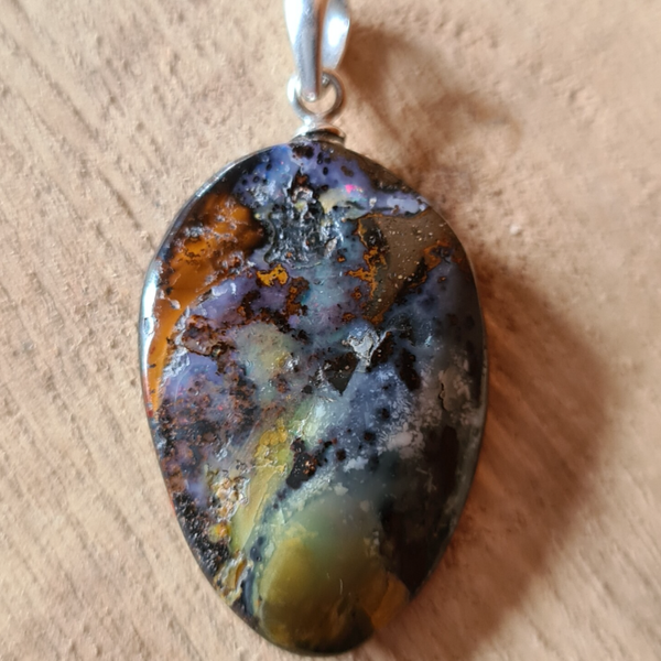 Boulder Opaal hanger nr810