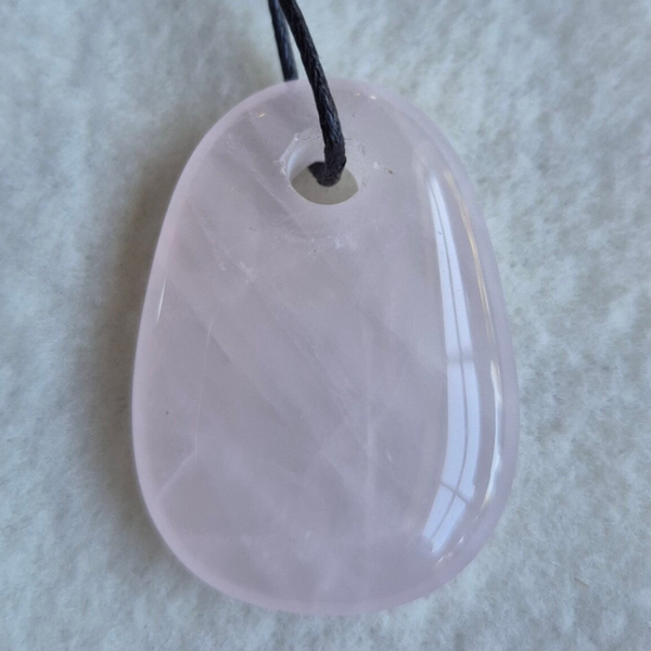 Kwart roze rozenkwarts hanger nr2780