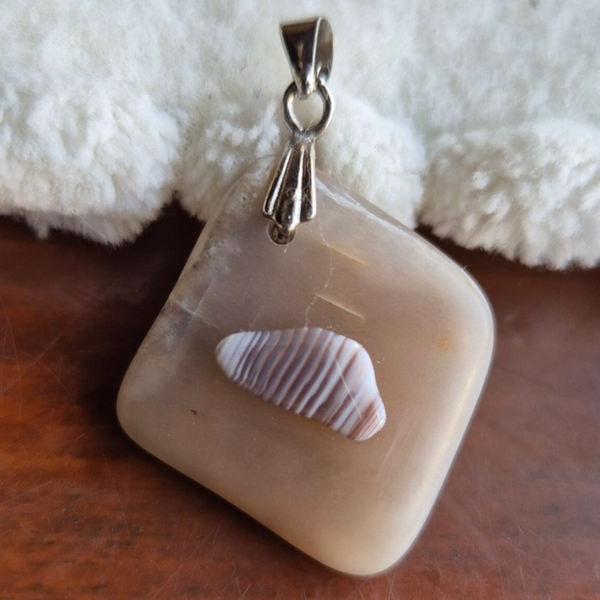 Chalcedoon, agaat hanger nr2815