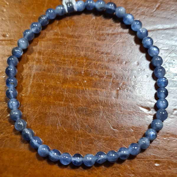 Kyaniet armband nr1430