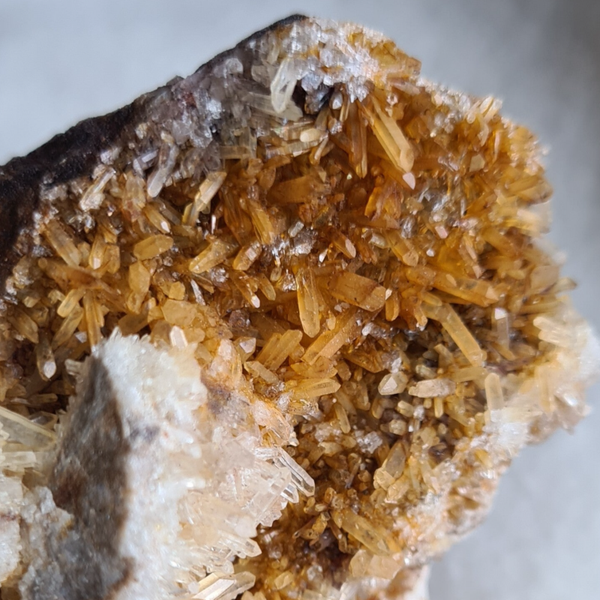 Kwarts limoniet cluster nr1210