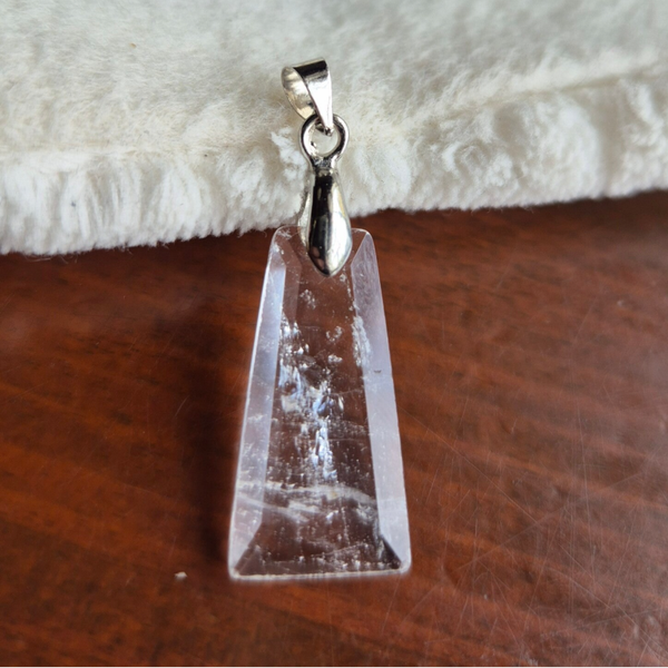 Bergkristal hanger nr2710