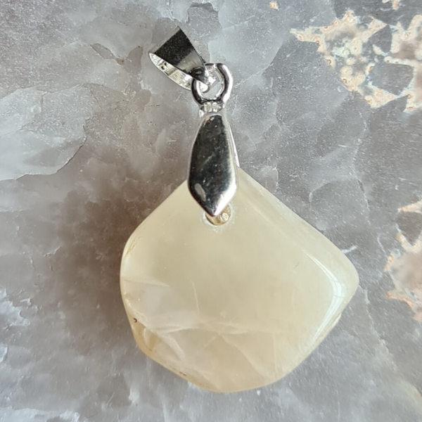 Maansteen hanger nr915