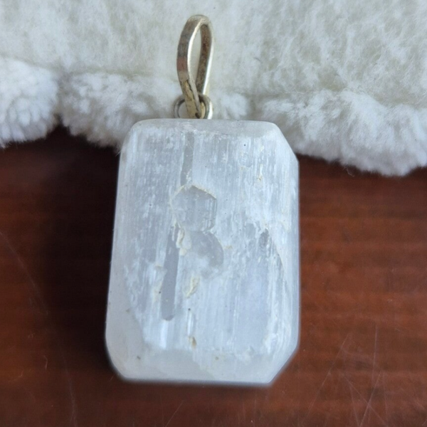 Seleniet hanger nr2855