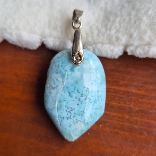 Larimar hanger nr910