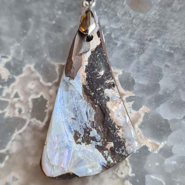 Opaal Boulder hanger nr1032