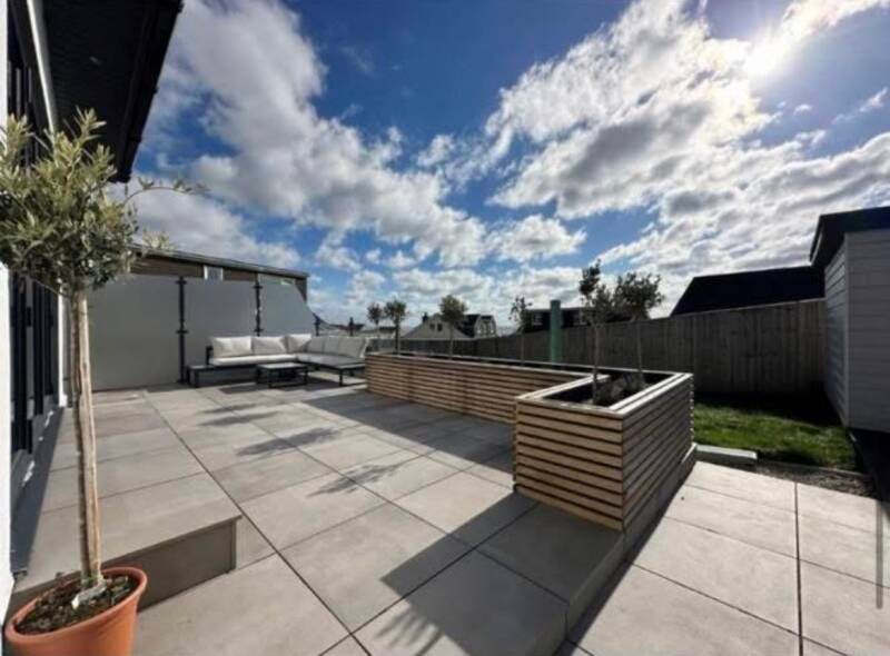 lanscape garden new slabs