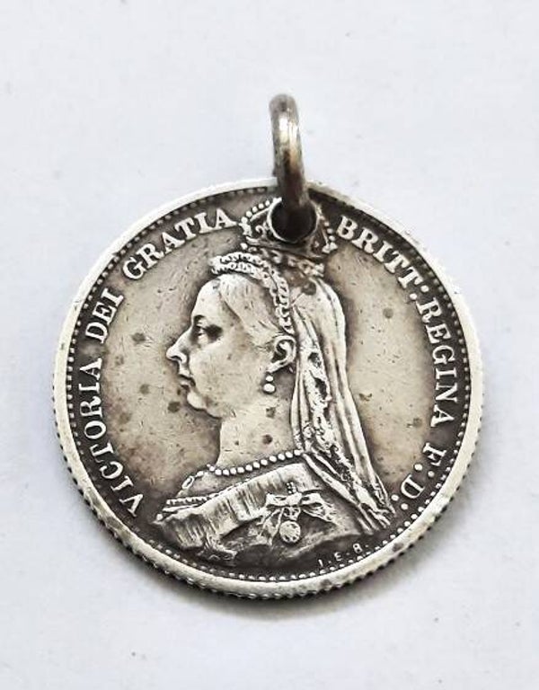 Antiek zilveren munt hangertje Victoria dei gratia 1887