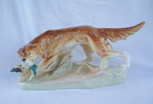 Antiek Royal Dux beeld – Ierse Setter met prooi (004)