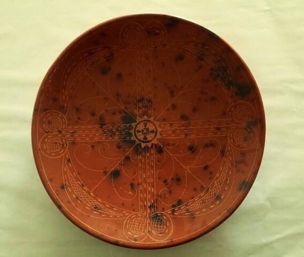 Prachtig Handgemaakt Sasak Aardewerk Bord uit Lombok (Indonesië)