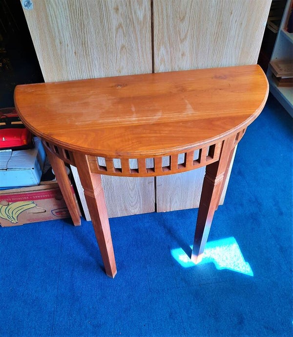 Houten Halve Maan Sidetable Consoletafel met Spijlenmotief