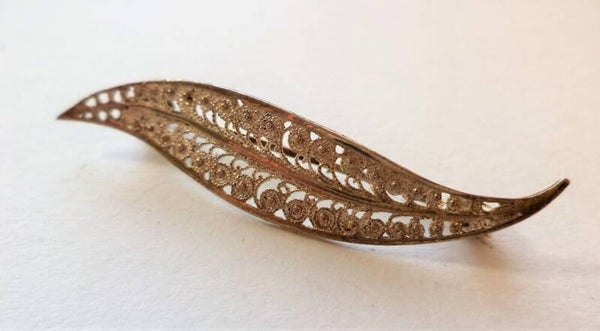 Sierlijke vintage filigrain Blad broche 835