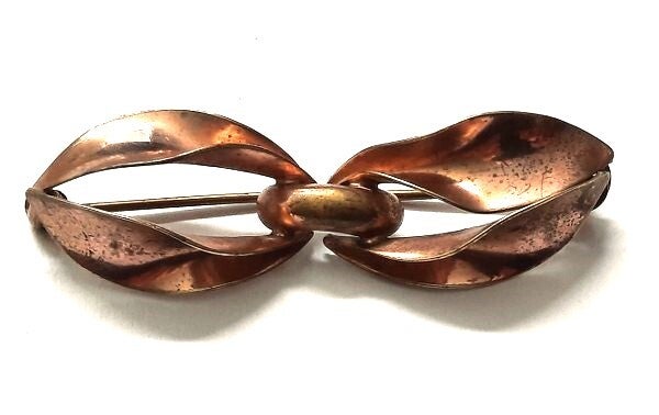 Vintage Modernistische koperen broche, abstract Blad / Schakel model