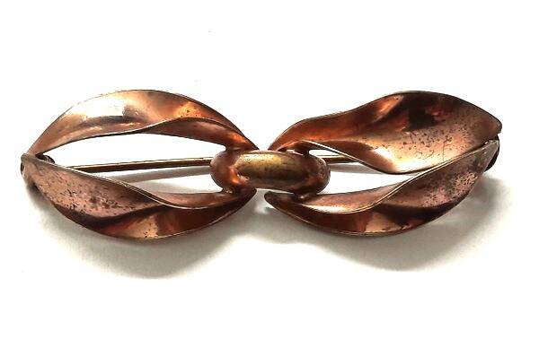 Vintage Modernistische koperen broche, abstract Blad / Schakel model