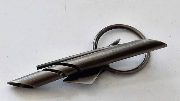 Vintage Modernistische sjaalring, abstract design in donker metaal