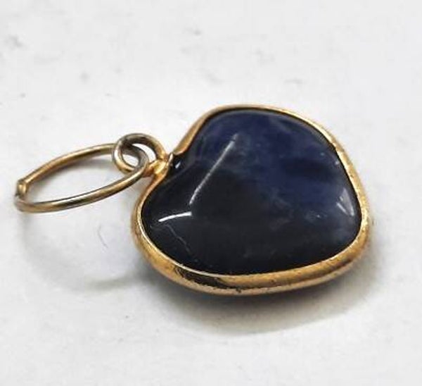 Goudkleurige harthanger met Diepblauwe steen Lapis Lazuli look