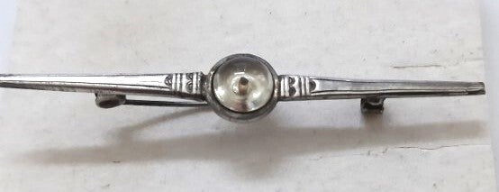 Antieke verzilverde Art Deco staafbroche met koepeltje