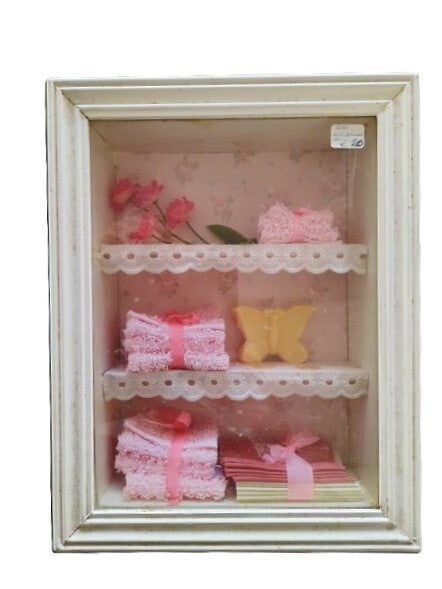 Lieflijk vintage 3D kijkkastje Shabby Chic Badkamer (1220)
