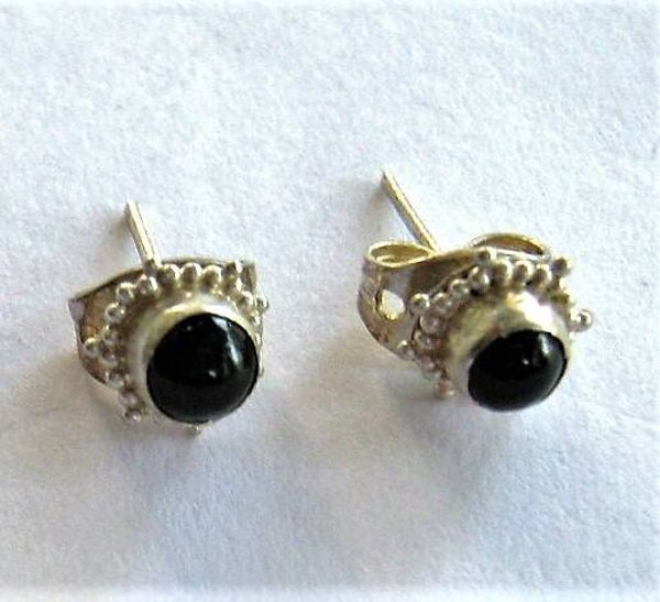 Prachtige zilveren oorbellen met onyx (151)