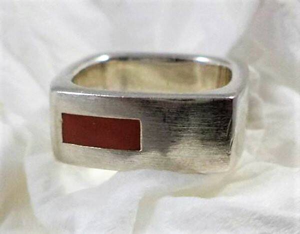 Esprit. Zware 925 zilver ring met carneool. (7148-1983)