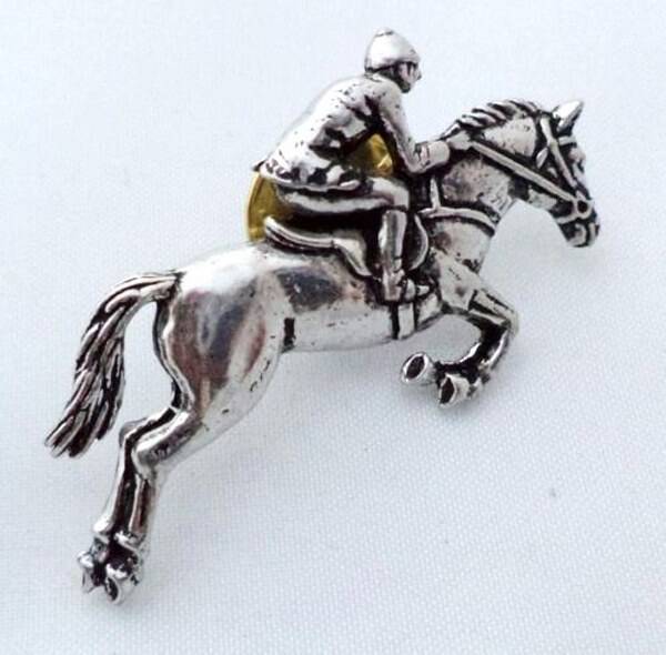 Exclusieve tinnen steekbroche Springruiter – A.R. Brown (6989-2896)