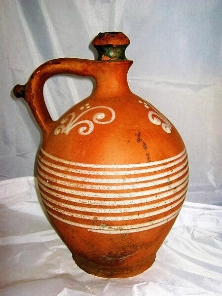 Antieke Hongaarse Tüskevár terracotta Waterkruik (33)