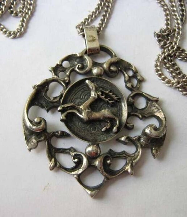 Grote 800 zilver antieke hanger hert, jacht + ketting BAS (6429-358)