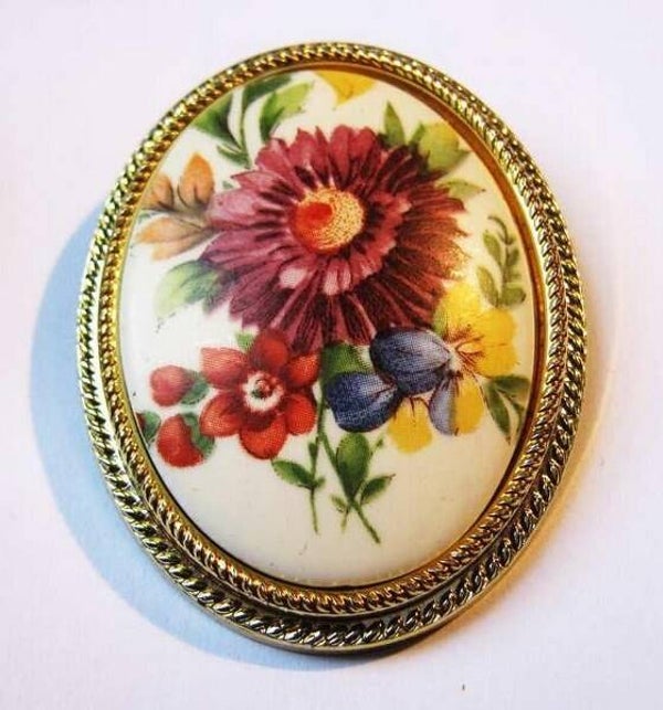 Vintage sjaalclip paarse aster in bewerkte gouden rand (44)