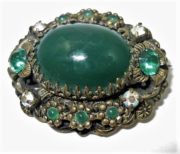 Antieke Tsjechische gelaagde messing broche, groen glas & strass (7878-4766)