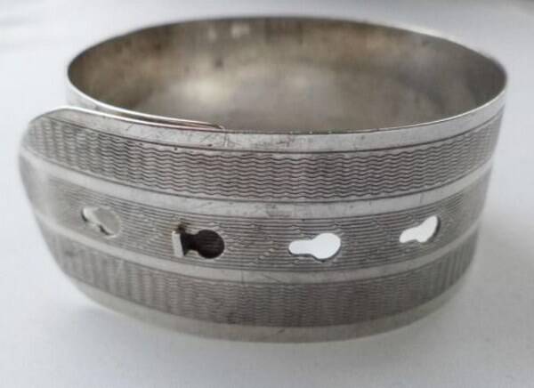 Charles Horner - Zilveren armband, riem vorm, gesigneerd (7234-508)