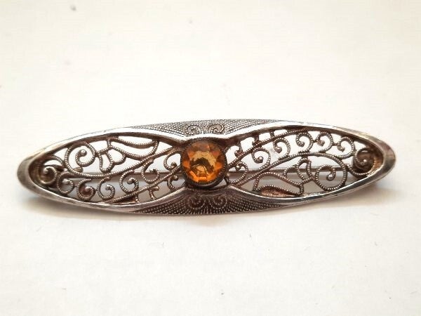 Mooie oude filigrain zilveren broche met gele steen (5405-601)
