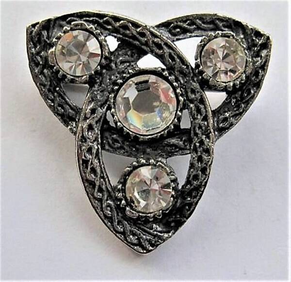 Originele vintage Miracle Keltische Triquetra broche nr 2410 (7941-5488)