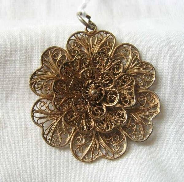 Antieke filigraan hanger, Rosé verguld zilver, 4-laags bloem (5684-116)
