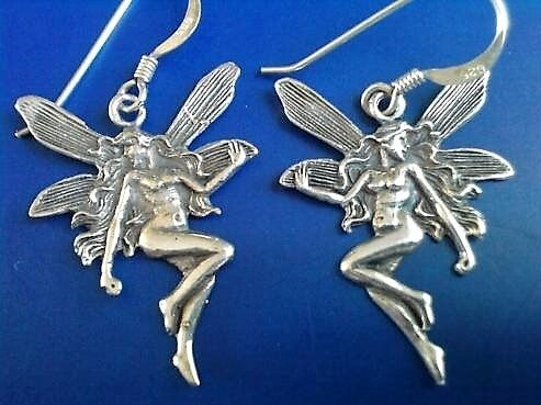 Zilveren oorbellen in de vorm van een fee. Art Nouveau stijl (5695-433)
