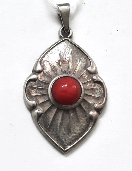 Prachtig zilveren Art Deco hangertje met koraal (5732-128)