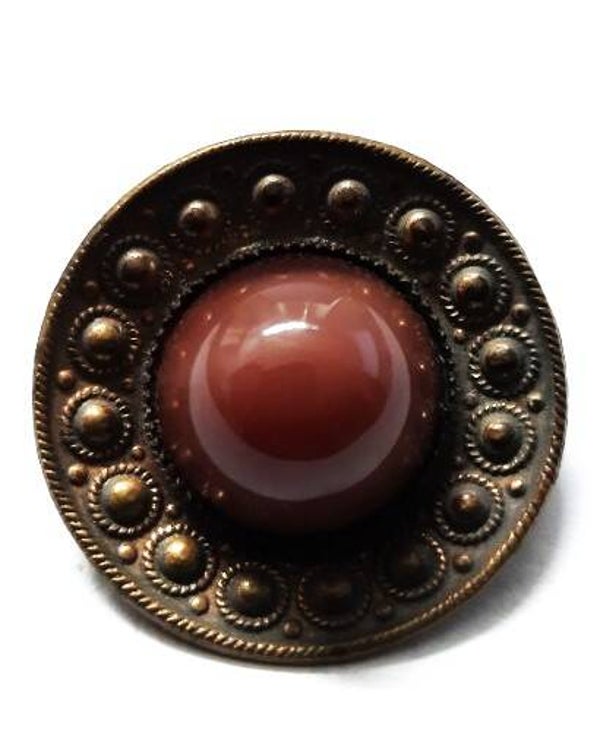 Prachtige antieke broche, brons koper met Rode Cabochon (59)