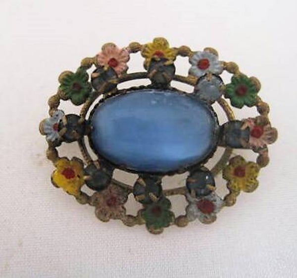 Antieke Tsjechische broche grote lichtblauwe middensteen rand gekleurde bloemetjes (6056-1304)